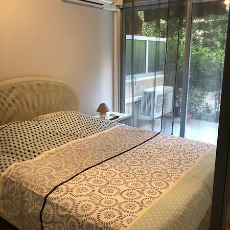 Bel à Juan Les Pins, à 700 M Des Plages Et Proche Du Vieil Appartement Antibes